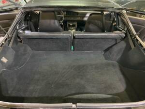 Image 19/20 of Porsche 944 S2 (1991)