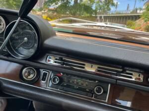 Image 19/19 of Mercedes-Benz 280 S (1968)