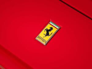 Image 38/50 de Ferrari 328 GTS (1987)