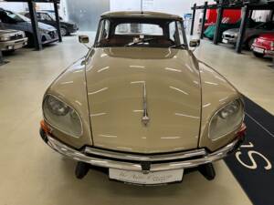 Imagen 2/24 de Citroën DS 21 (1972)