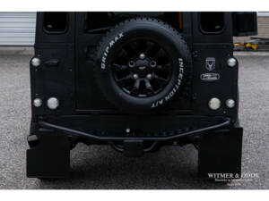 Image 25/30 of Land Rover Defender 90 (1997)