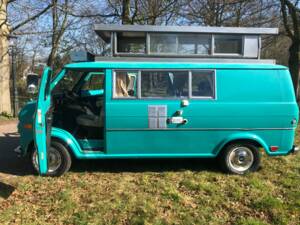 Image 4/7 of Ford Transit (1969)