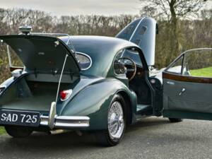 Image 20/50 of Jaguar XK 140 FHC (1956)