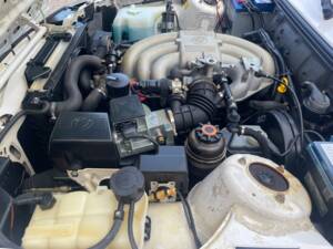 Bild 10/20 von BMW 325i (1989)