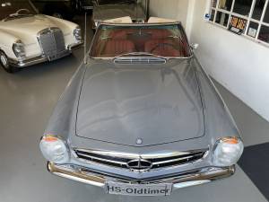 Image 9/38 of Mercedes-Benz 280 SL (1970)