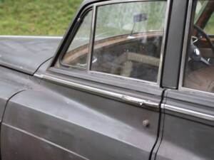 Image 23/50 of Bentley S 1 (1956)