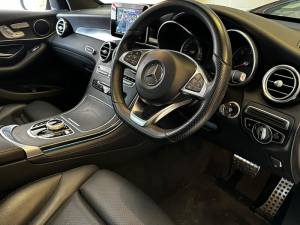 Image 49/50 de Mercedes-Benz GLC 250 4MATIC (2018)