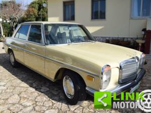 Immagine 1/10 di Mercedes-Benz 200 D (1975)