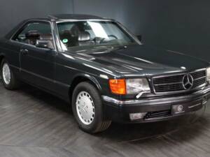 Afbeelding 8/30 van Mercedes-Benz 560 SEC (1989)