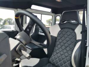 Image 16/45 of Land Rover Defender 110 Td5 (2001)