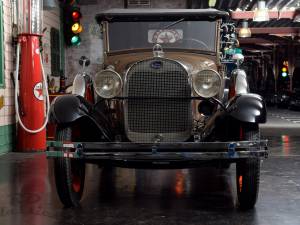Image 3/50 of Ford Model A (1929)