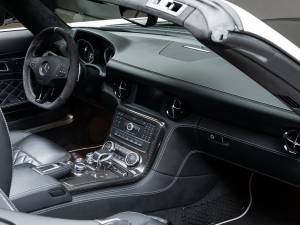 Afbeelding 33/50 van Mercedes-Benz SLS AMG GT Roadster (2014)