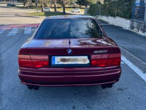 Image 3/7 de BMW 850i (1991)