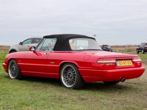 Image 8/9 of Alfa Romeo 2.0 Spider (1991)