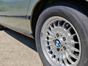 Bild 26/50 von BMW 745i (1982)