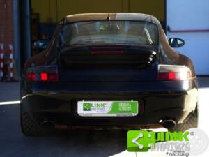 Bild 2/10 von Porsche 911 Carrera (1999)