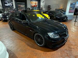 Afbeelding 26/38 van Mercedes-Benz C 63 AMG (2013)