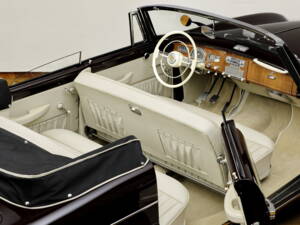 Bild 11/31 von BMW 502 - 3,2 Liter Super (1960)