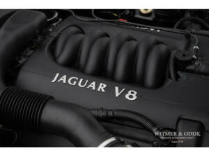 Image 29/32 of Jaguar XJ6 3.2 Executive (1997)