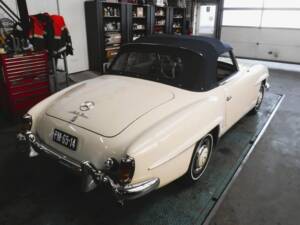 Imagen 4/50 de Mercedes-Benz 190 SL (1960)