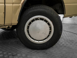 Bild 43/50 von Volkswagen T3 Caravelle GL 1.9 (1986)