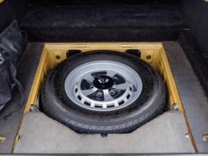 Bild 21/40 von Daimler Sovereign 4.2 (1976)