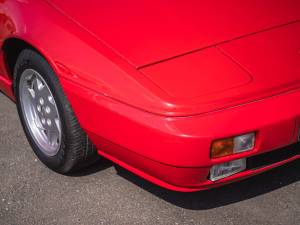 Image 26/28 of Lotus Esprit Turbo HC (1988)