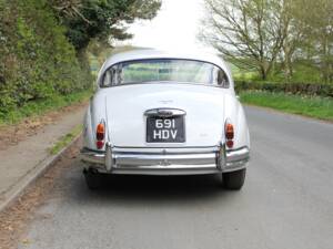 Image 5/18 of Jaguar Mk II 3.4 (1961)