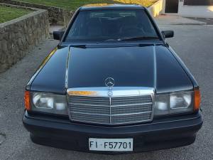 Image 4/9 of Mercedes-Benz 190 E 2.3-16 (1986)