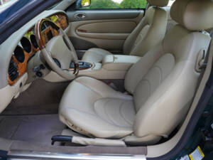 Image 9/50 of Jaguar XKR (2001)