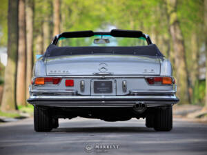Immagine 4/80 di Mercedes-Benz 280 SE 3,5 (1971)