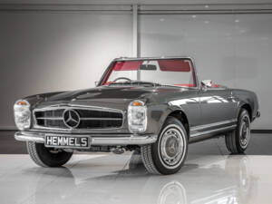 Image 2/21 of Mercedes-Benz 280 SL (1969)