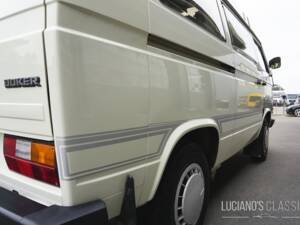 Immagine 16/64 di Volkswagen T3 Westfalia Joker 1.6 TD (1989)