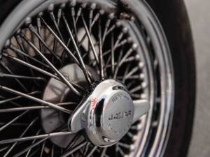 Immagine 16/88 di Jaguar E-Type (2+2) (1968)