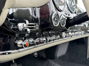 Image 43/51 de Mercedes-Benz 190 SL (1962)