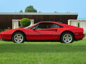 Image 5/50 of Ferrari 208 GTB Turbo (1987)