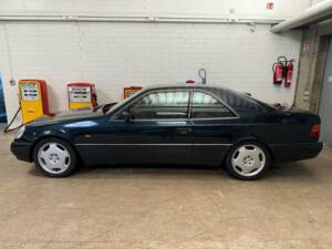 Image 1/14 of Mercedes-Benz CL 600 (1996)