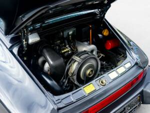 Bild 6/33 von Porsche 911 Carrera 3.2 (1987)