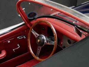 Afbeelding 28/50 van Jaguar XK 150 3.4 S OTS (1958)