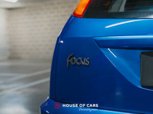 Image 22/50 of Ford Focus RS (2003)