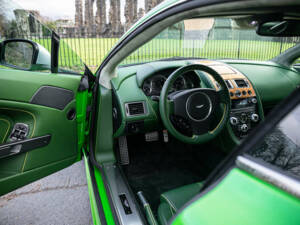 Immagine 41/43 di Aston Martin V8 Vantage (2010)