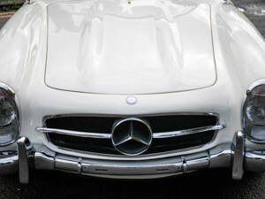 Image 14/29 de Mercedes-Benz 300 SL (1999)