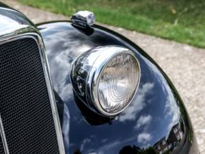 Image 12/33 of Morris 12&#x2F;4 (1935)