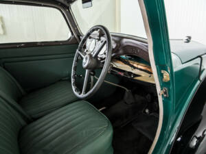 Image 11/50 de Morris Eight (1939)