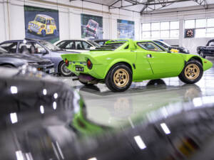 Image 3/44 of Lancia Stratos HF Stradale (1974)