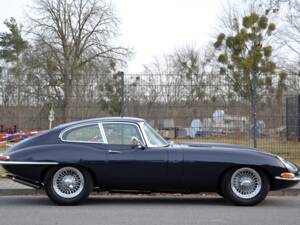 Afbeelding 10/32 van Jaguar E-Type 4.2 (1967)
