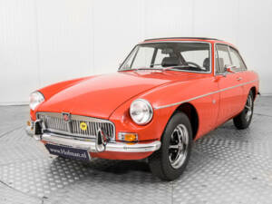 Imagen 17/50 de MG MGB GT (1975)