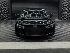 Image 14/50 of Audi R8 V10 Spyder (2018)