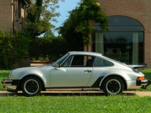 Image 4/50 of Porsche 911 Turbo 3.0 (1975)