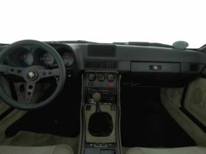 Image 6/44 of Porsche 924 S (1986)